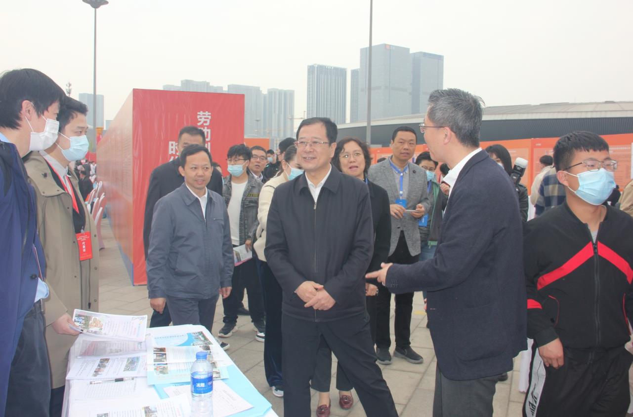 1618879818982630.jpg 鼎天国际 4fb2b